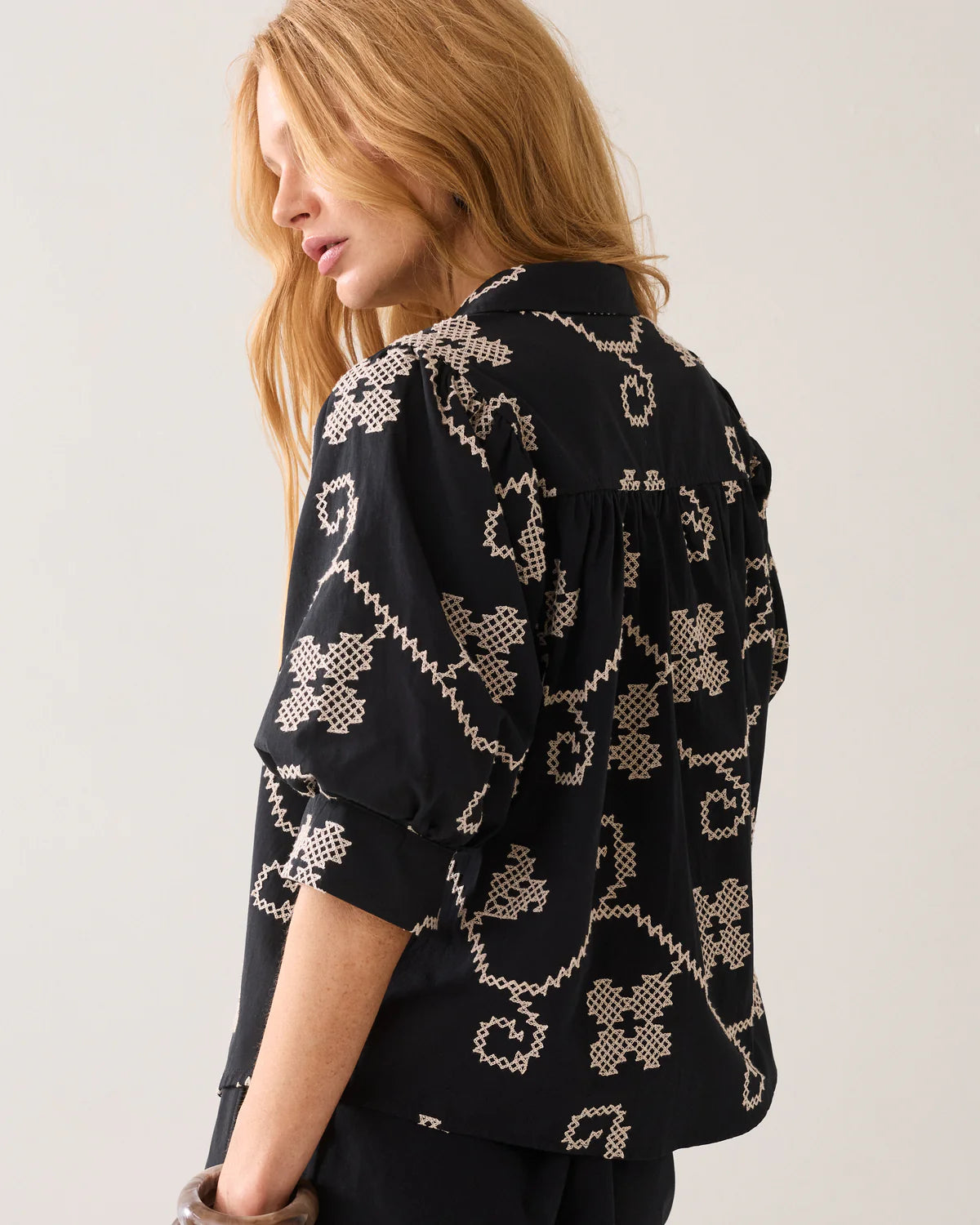 Summum Woman EMBROIDERED BLOUSE WITH CONTRAST