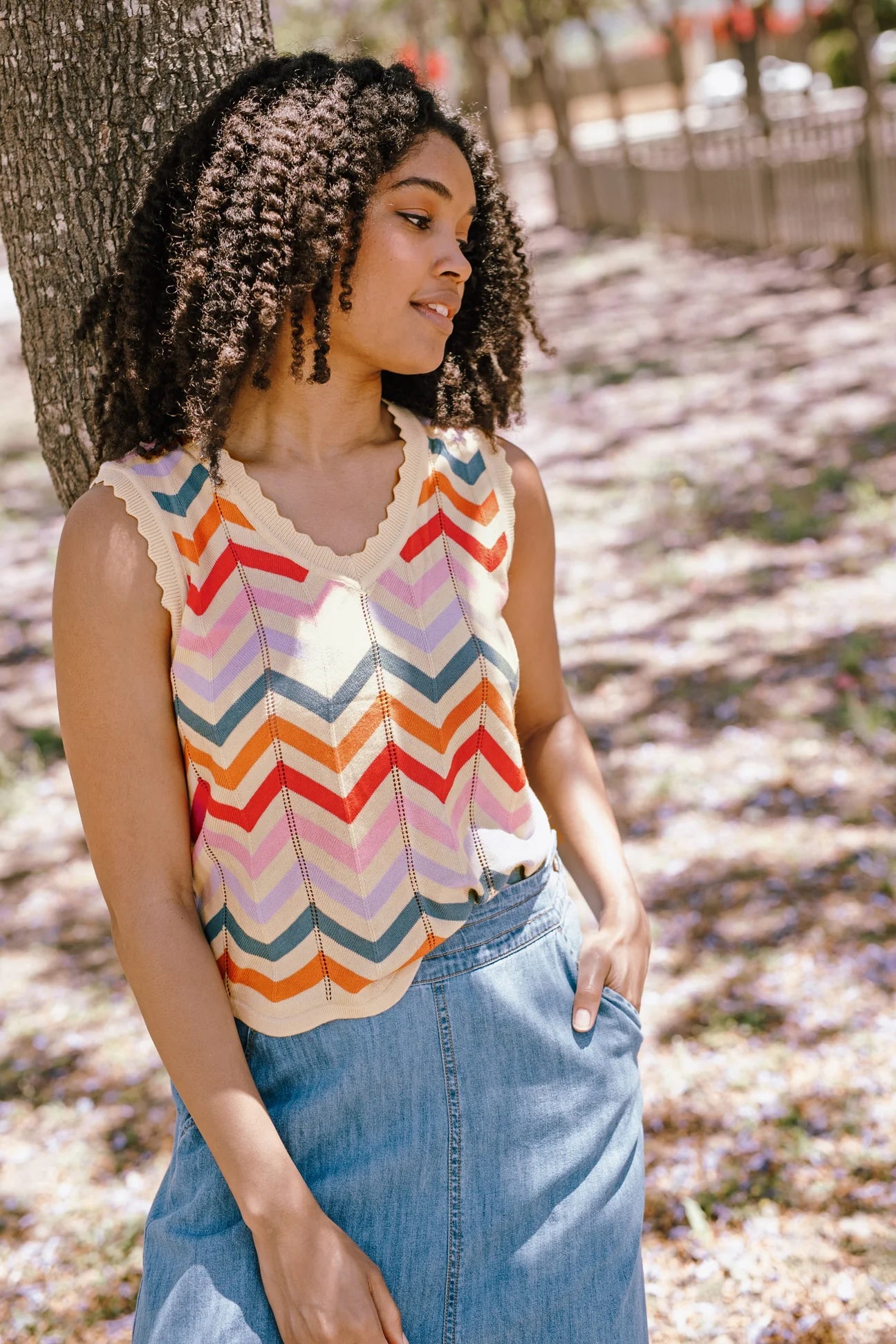 Sugarhill Brighton Rosy V-Neck Knit Vest - Cream, Rainbow Chevron Stripes