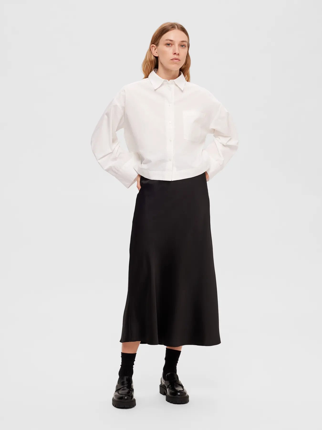 Selected/Femme SATIN MIDI SKIRT Delicioso