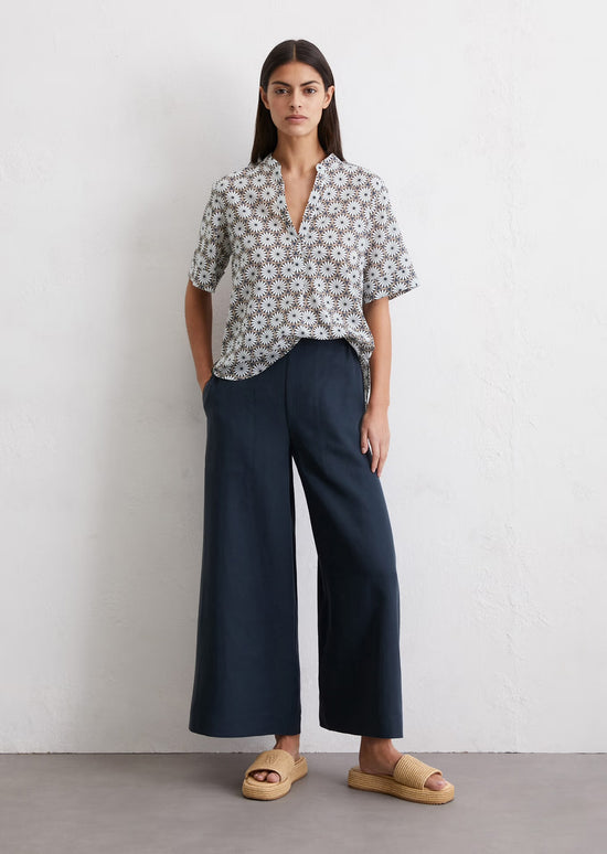 Load image into Gallery viewer, Marc O Polo REGULAR PATTERNED TUNIC BLOUSE MADE FROM SILKY-TOUCH VOILE
