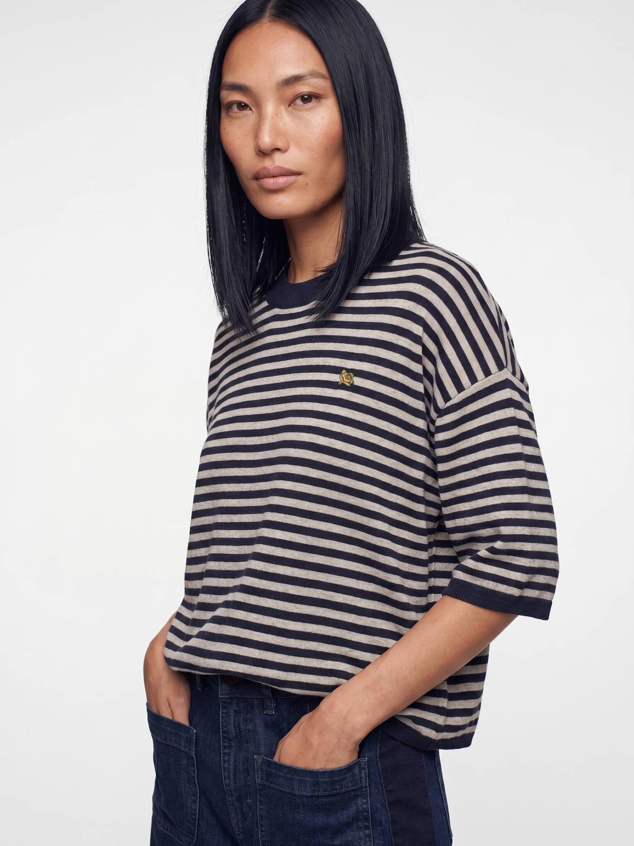 Heyanno MMHPoetic Stripe Knit
Relaxed fit Baritone Blue