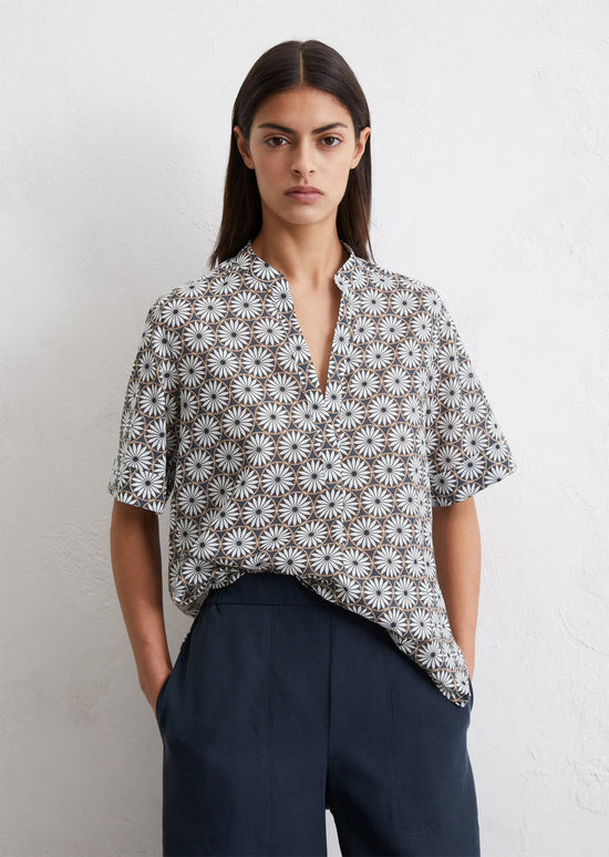 Load image into Gallery viewer, Marc O Polo REGULAR PATTERNED TUNIC BLOUSE MADE FROM SILKY-TOUCH VOILE

