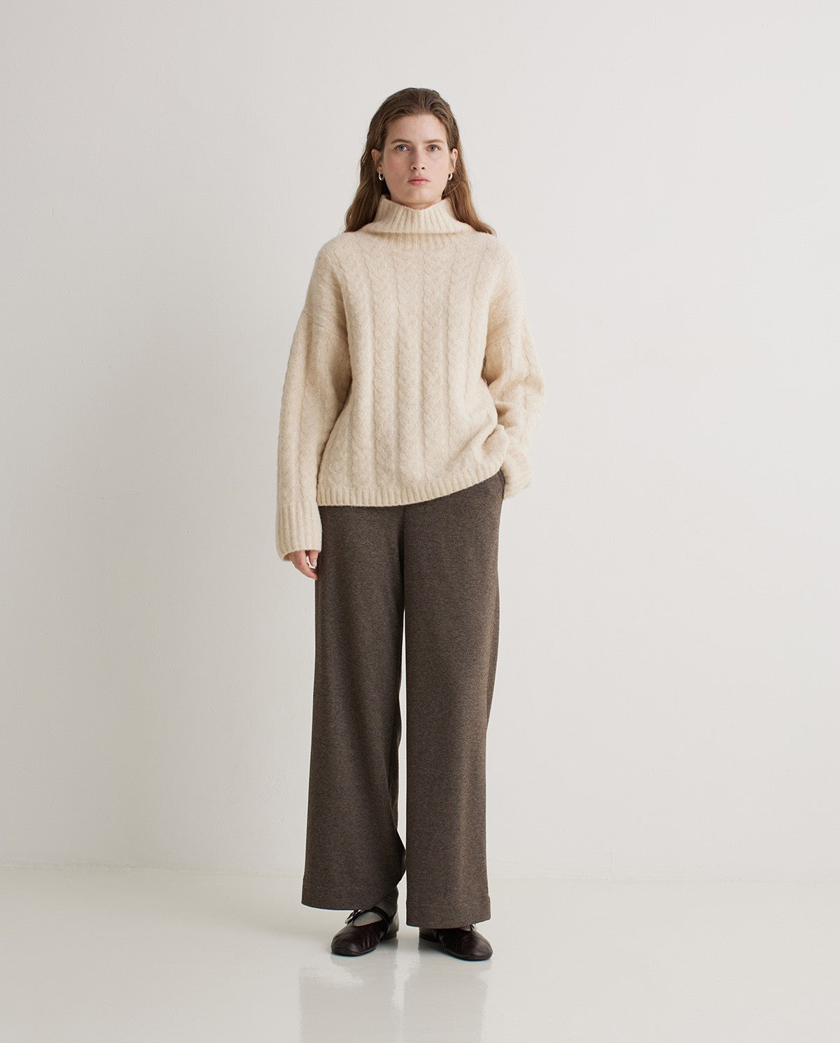 Yerse LIGHT-BROWN WIDE KNIT TROUSERS