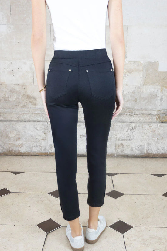 Load image into Gallery viewer, No2mor0 Kit Elasticated Waist Tencel Trouser - 25&amp;quot; Leg Black
