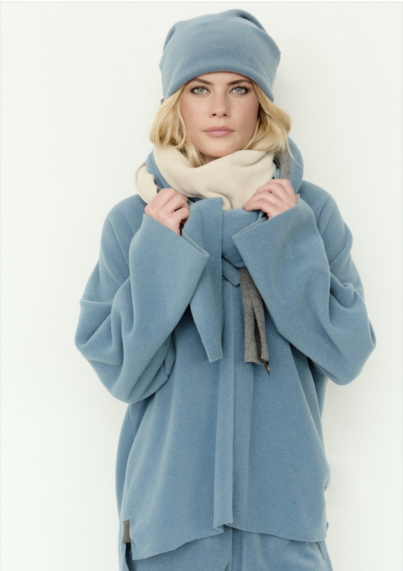 Henriette Steffensen TRIANGLE SCARF NO WASTE | 4078 NW Dustyblue