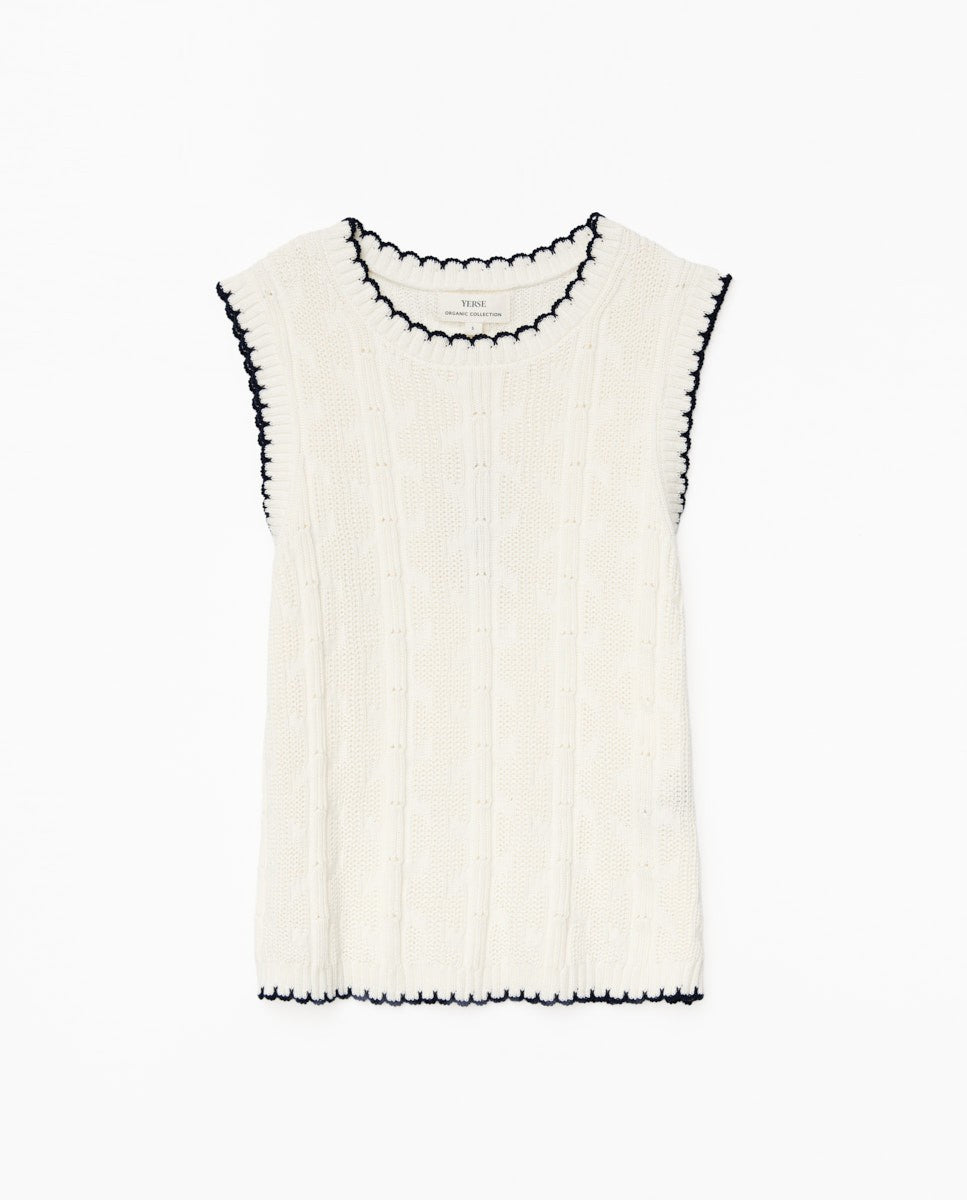 Yerse OFF-WHITE TOP WITH CONTRASTING DETAILS