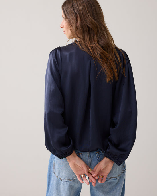 Summum Woman  SHINY V-NECK TOP