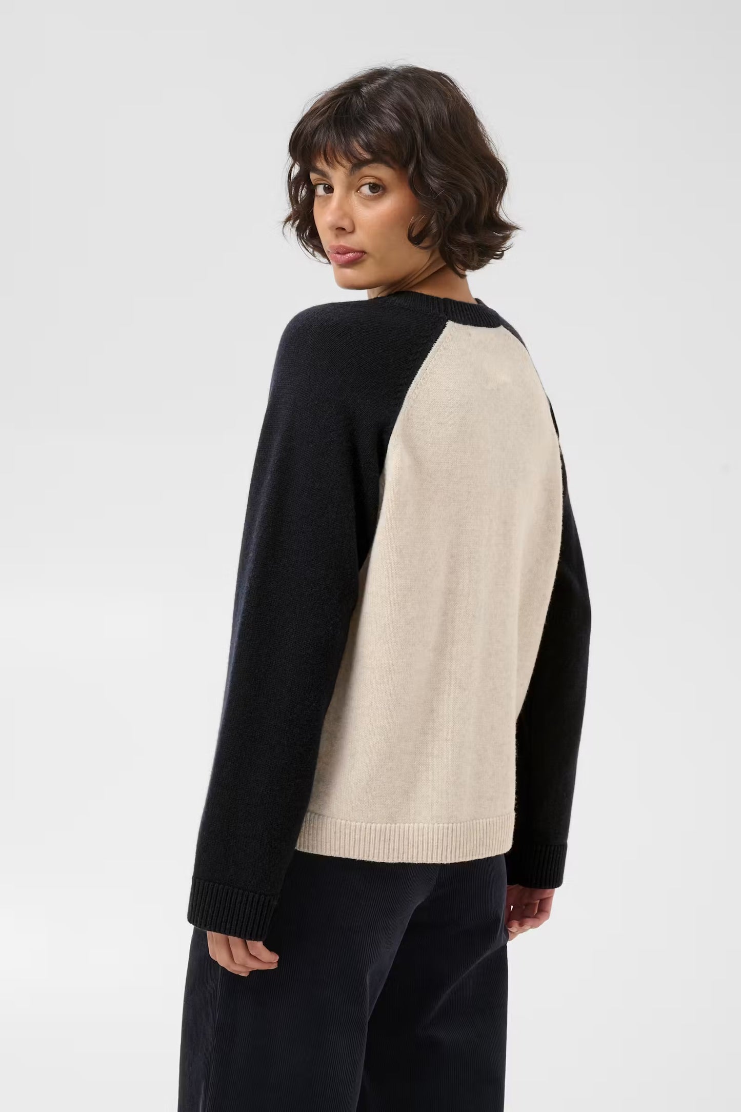 Part Two CleoPW Pullover