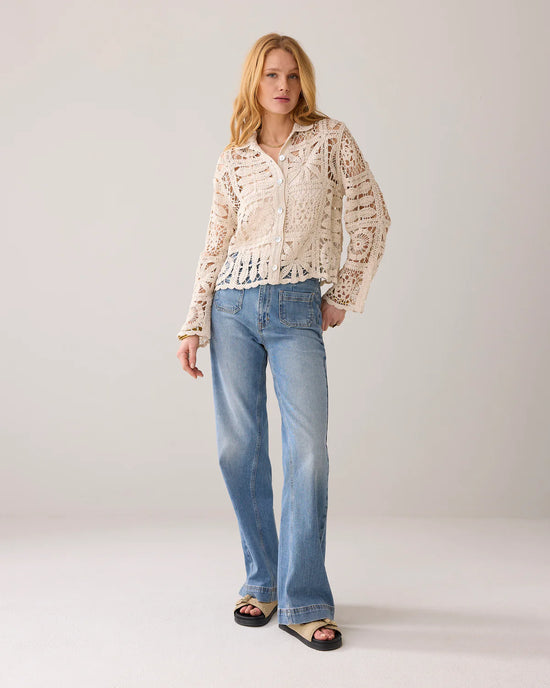 Load image into Gallery viewer, Summum Woman SHORT CROCHET CARDIGAN
