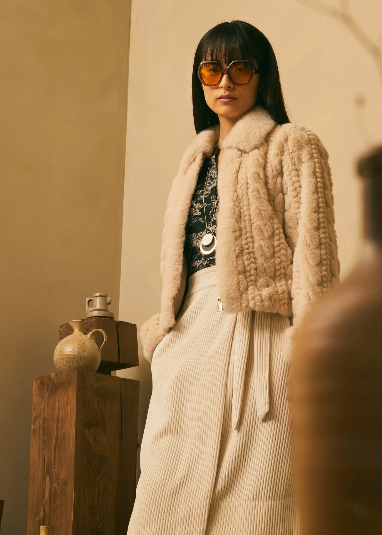 La Fee Maraboutee Short ecru coat with faux fur