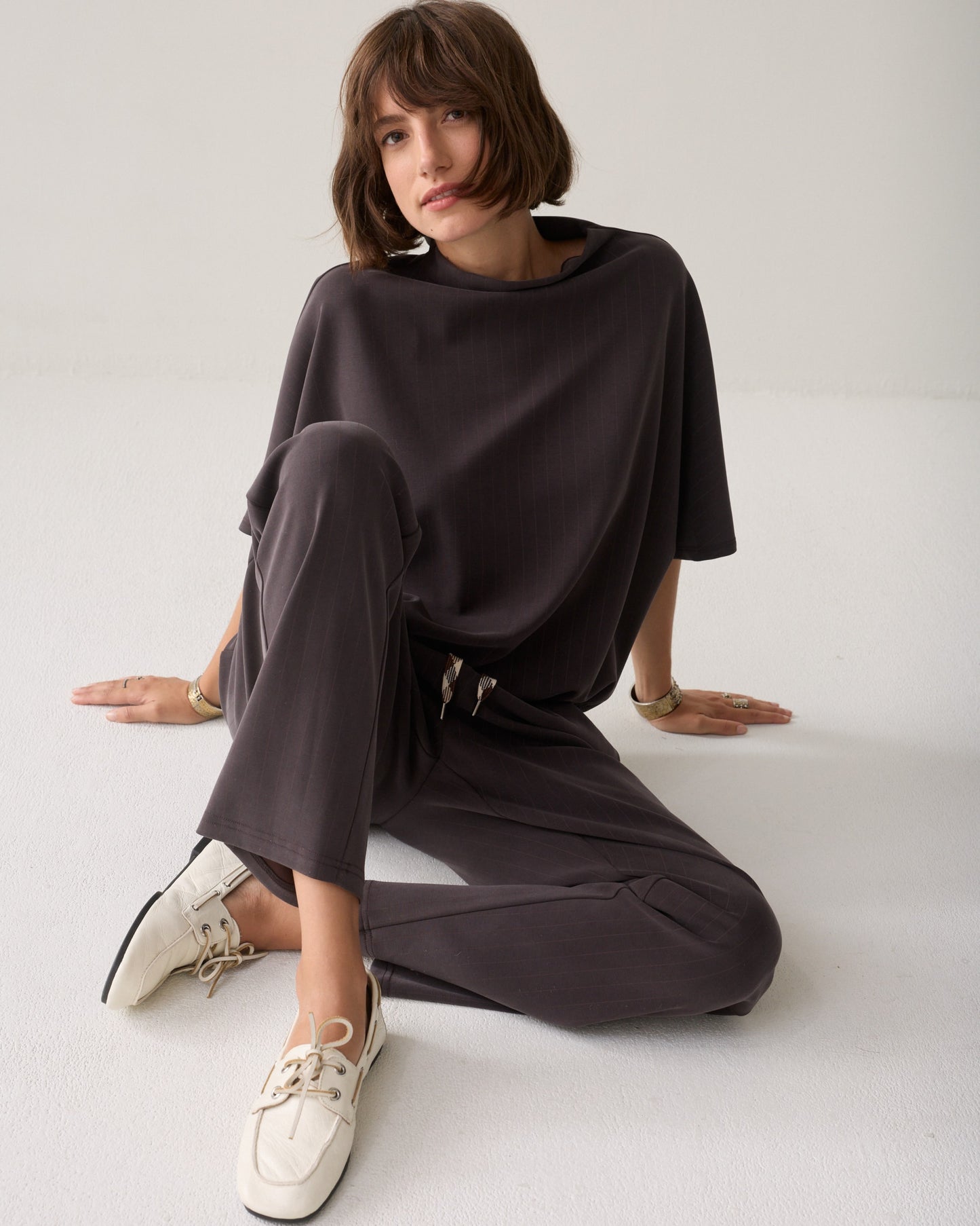 Summum Woman Tapered pants pinstripe scuba