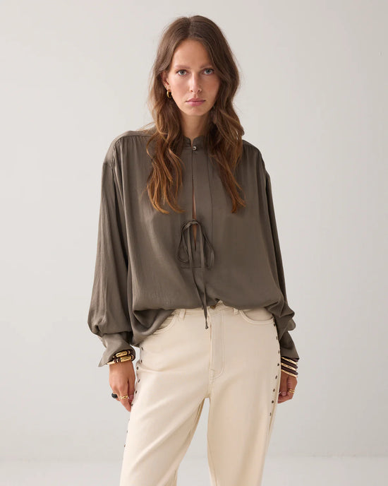 Summum Woman SHINY TOP WITH BOW FASTENING