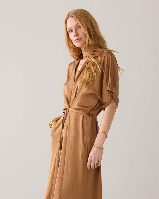 Load image into Gallery viewer, Summum Woman STRAIGHT-FIT DRESS WITH BELT
