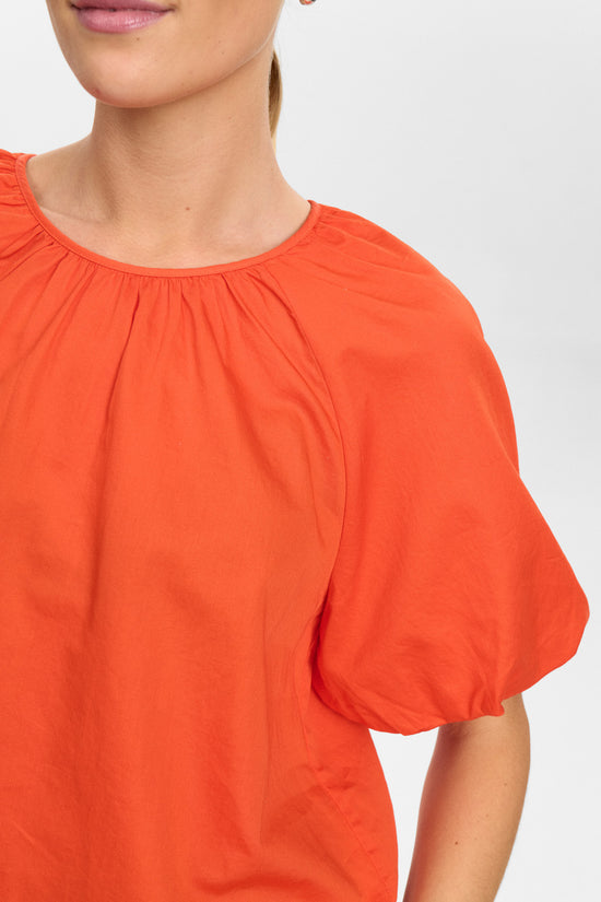 Load image into Gallery viewer, Numph NUTRINE BLOUSE - Cherry Tomato
