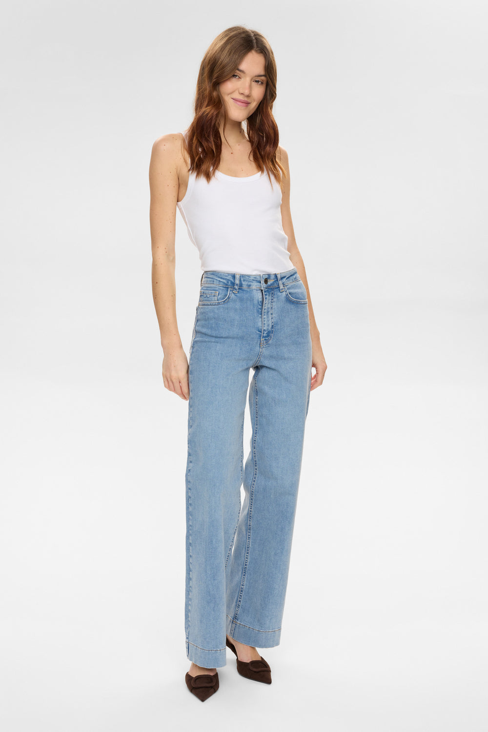 Numph NUPARIS HR WIDE JEANS - P3019 - Light B. Stonewash Denim