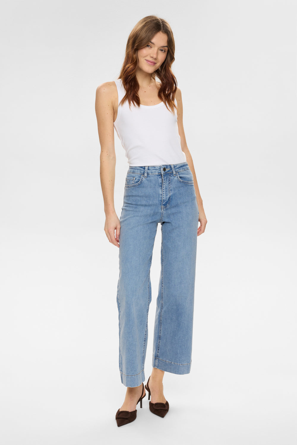 Numph NUPARIS HR WIDE JEANS - P3019 - Light B. Stonewash Denim