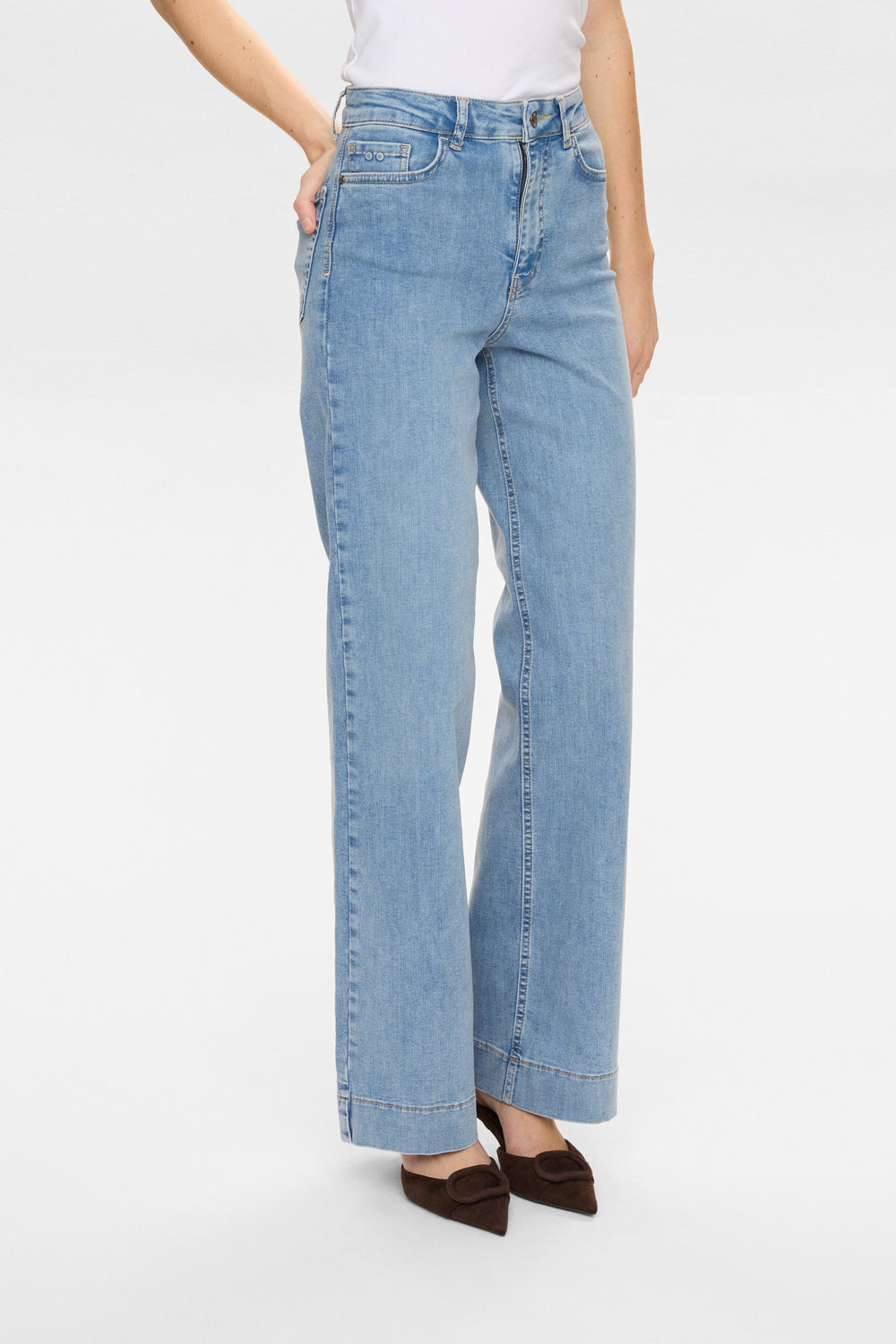 Numph NUPARIS HR WIDE JEANS - P3019 - Light B. Stonewash Denim