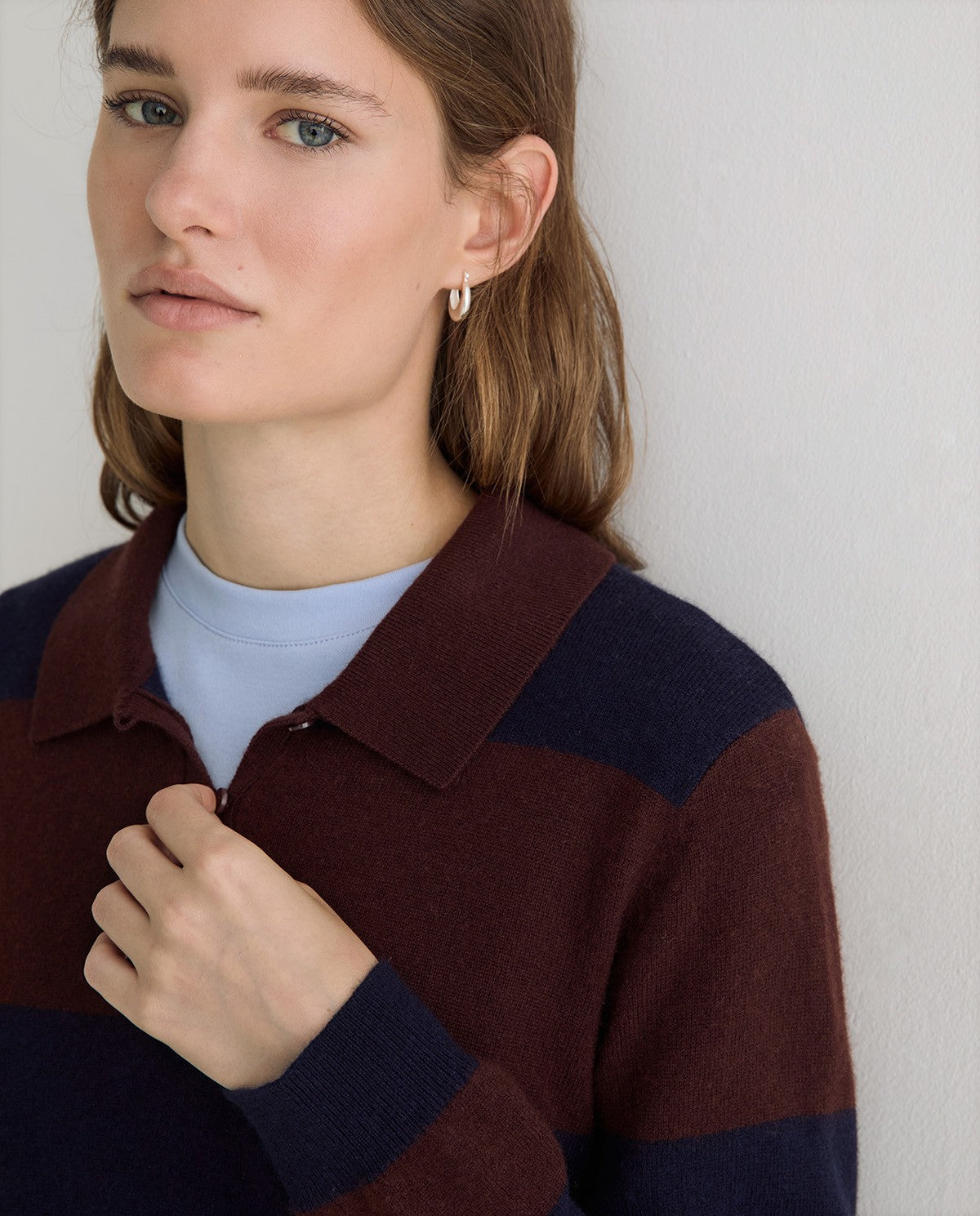 Yerse STRIPED FINE-KNIT POLO SWEATER