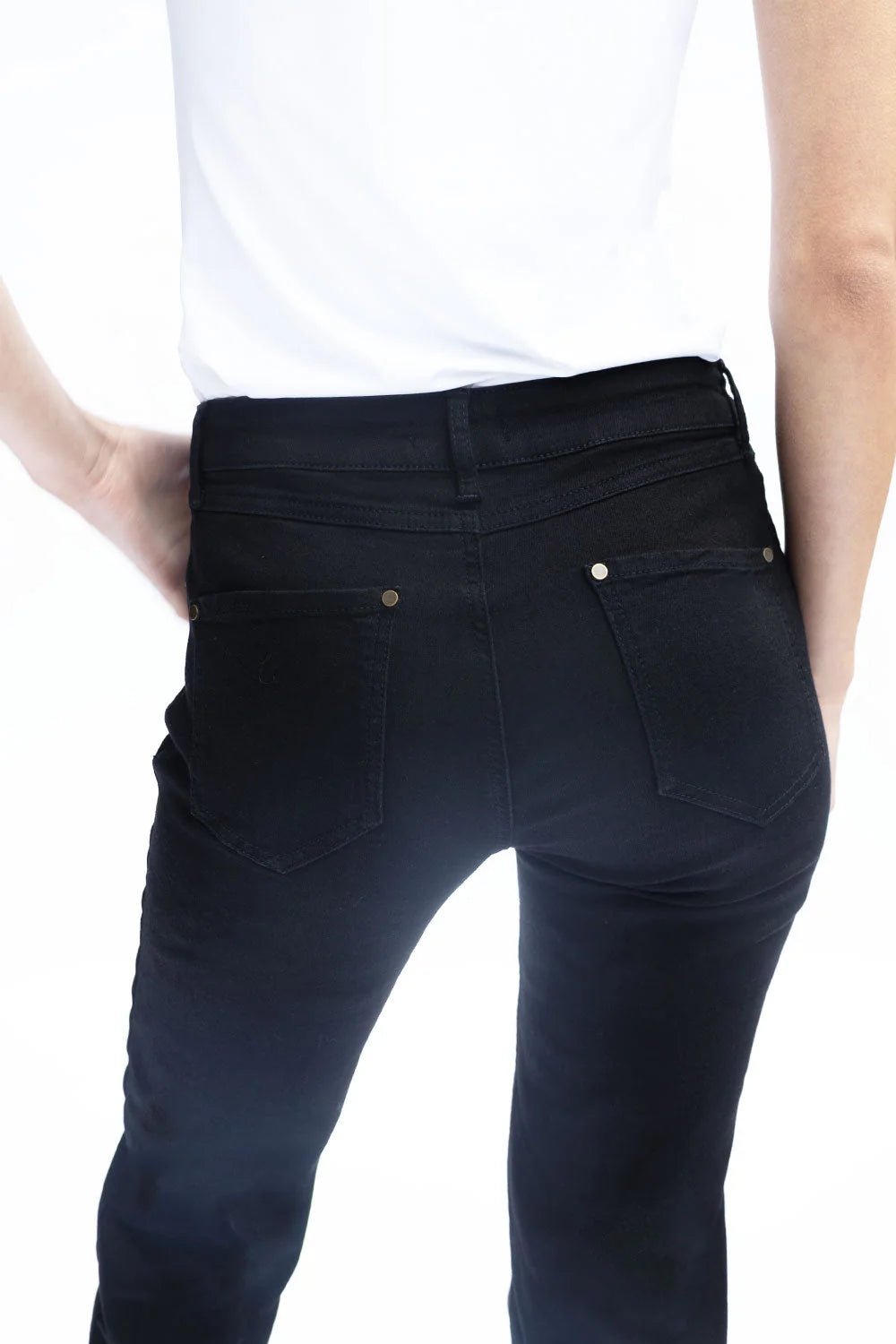 No2mor0 Sophie/Black