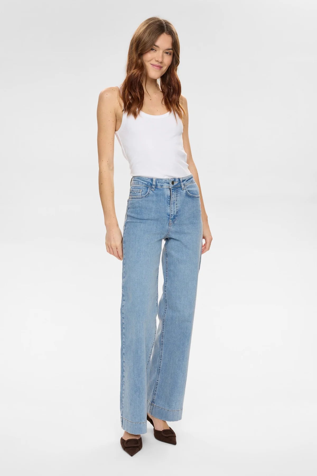 Numph NUPARIS HR WIDE JEANS - P3019 - Light B. Stonewash Denim