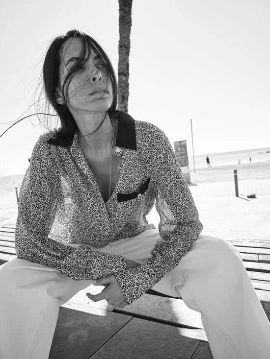 Load image into Gallery viewer, Heyanno MMHPetite Flower Shirt

