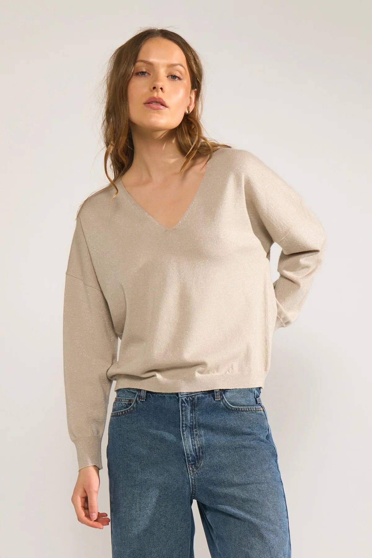 Numph NUDAYLETTA LUREX V-NECK PULLOVER - Whitecap Gray