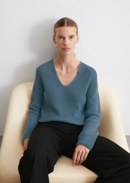 Marc O Polo V-NECK KNITTED SWEATER RELAXED MADE FROM SOFT COTTON YARN