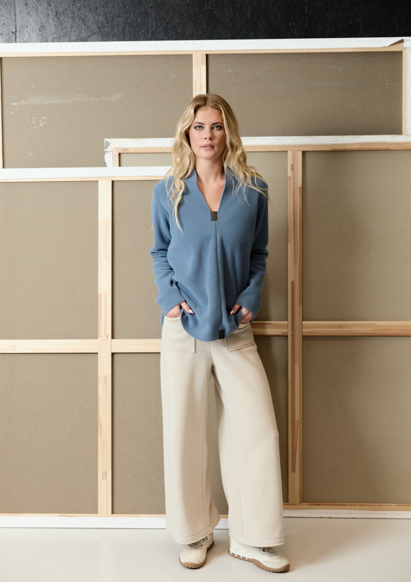 Henriette Steffensen FLARE TROUSERS 3/4 LENGTH