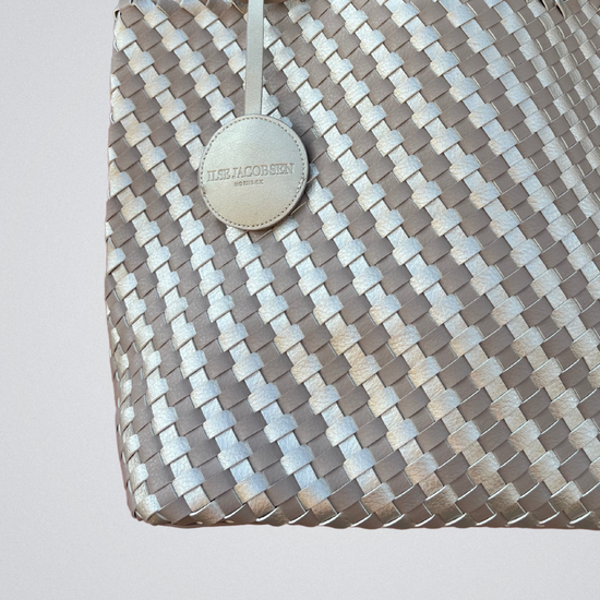 Load image into Gallery viewer, Ilse Jacobsen Bag06c Atmosphere Platin
