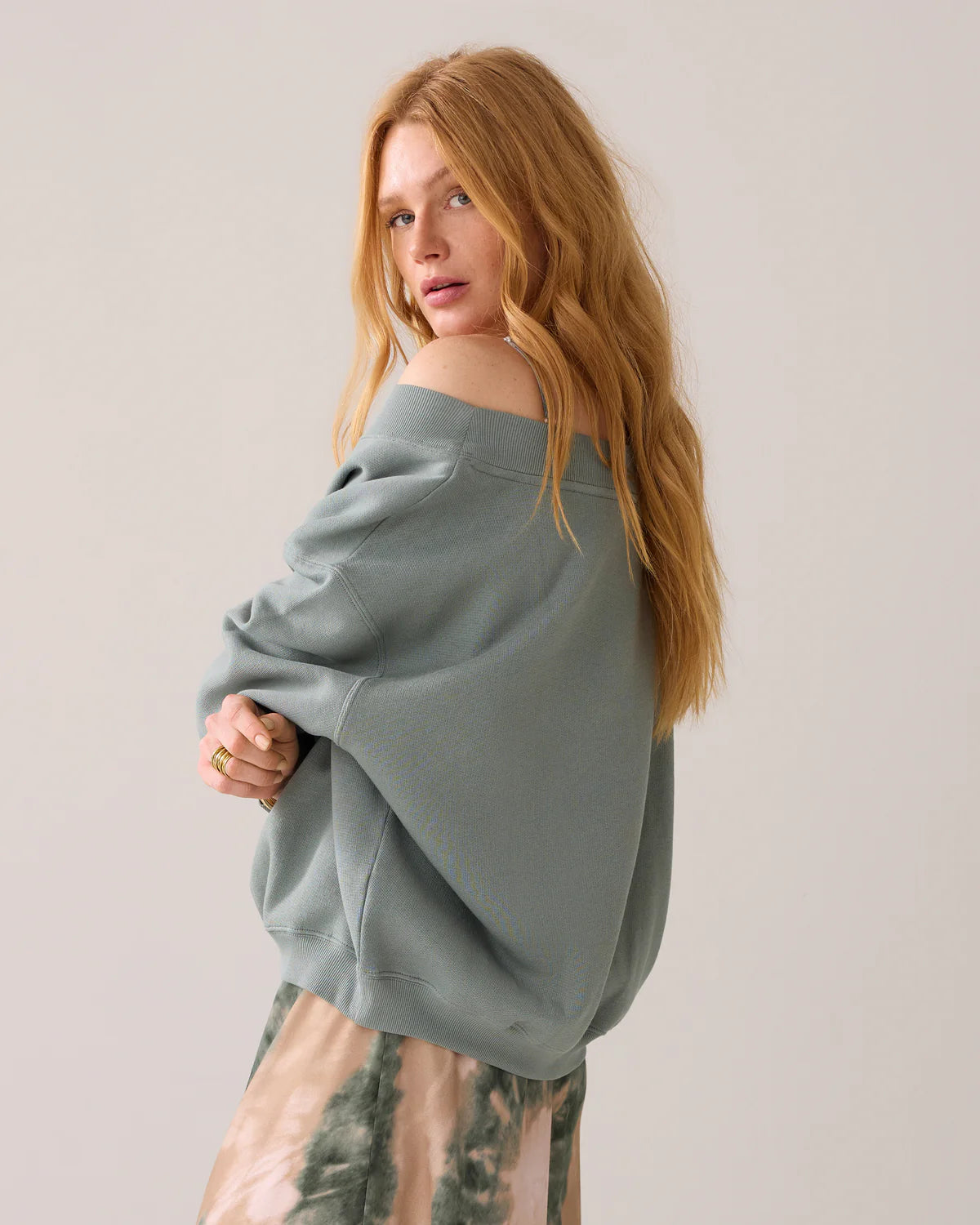 Summum Woman  OFF-SHOULDER SWEATSHIRT