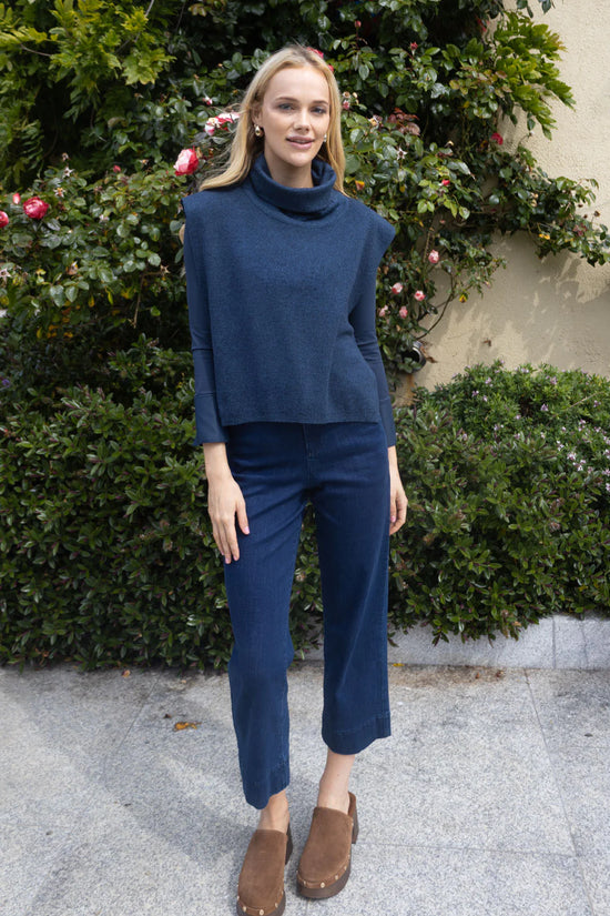 No2mor0 Zeus Wool Mix High Neck Gilet
Indigo Mellange