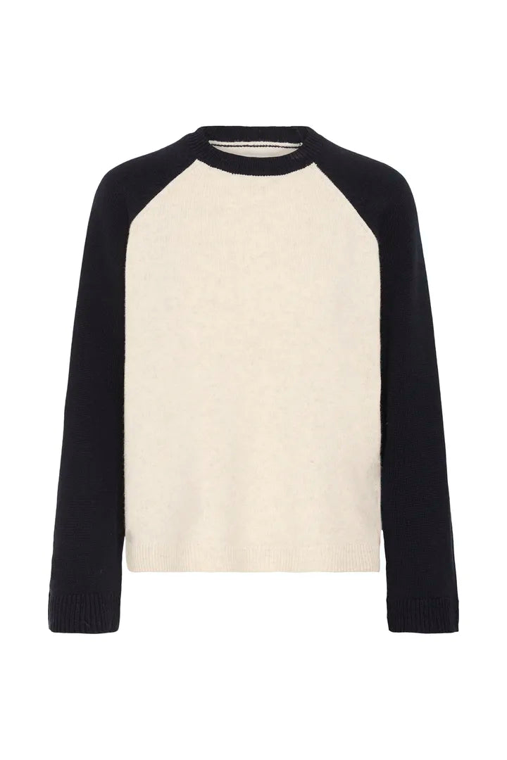 Part Two CleoPW Pullover