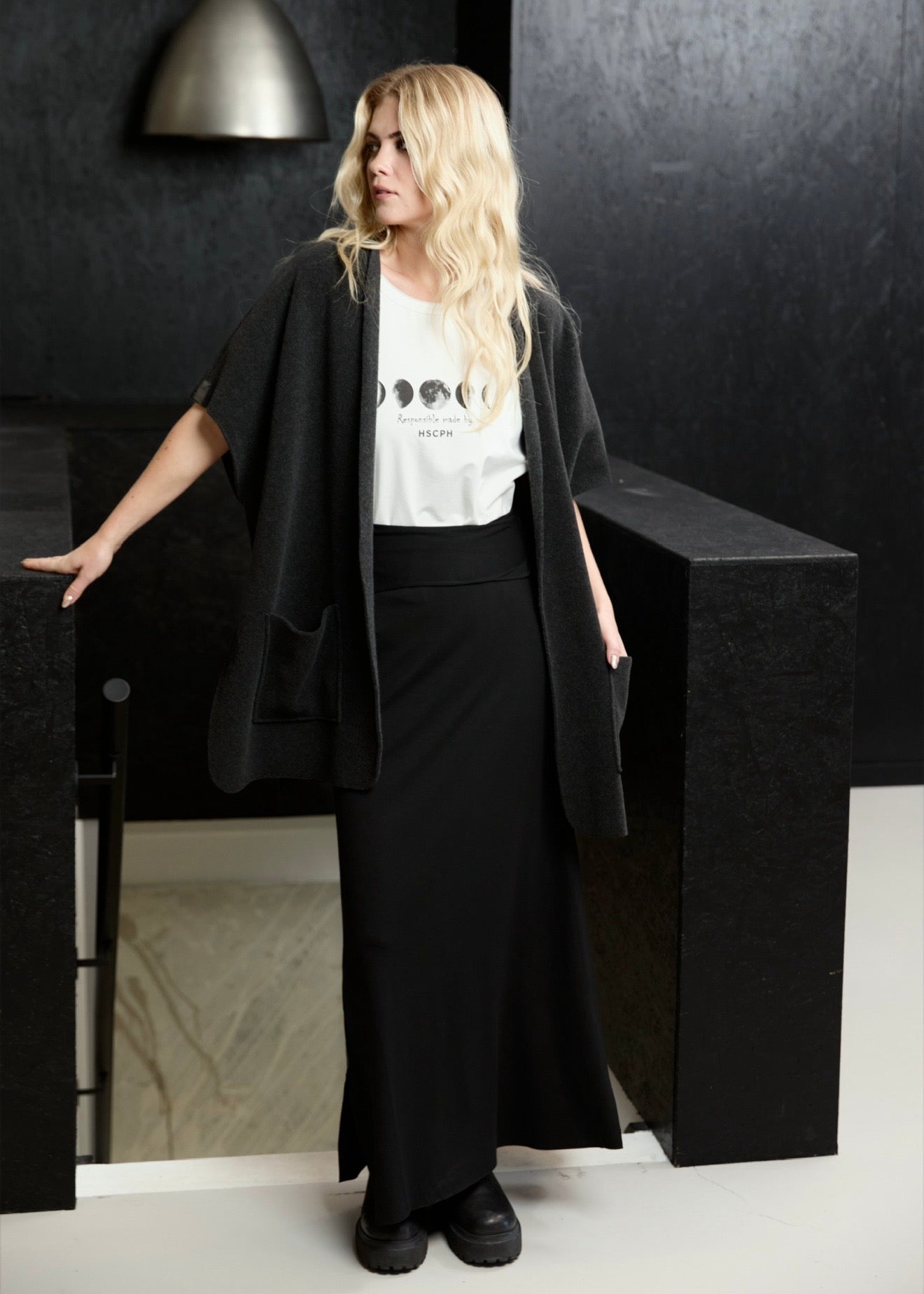 Henriette Steffensen LONG VEST | 7177 Soft Black