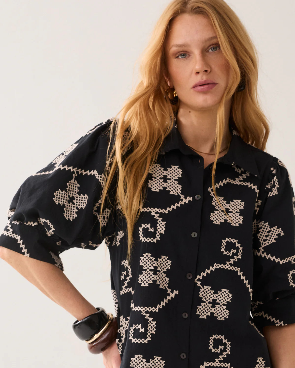 Summum Woman EMBROIDERED BLOUSE WITH CONTRAST