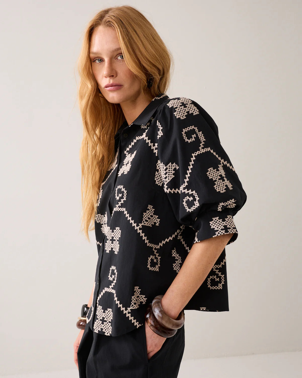 Summum Woman EMBROIDERED BLOUSE WITH CONTRAST