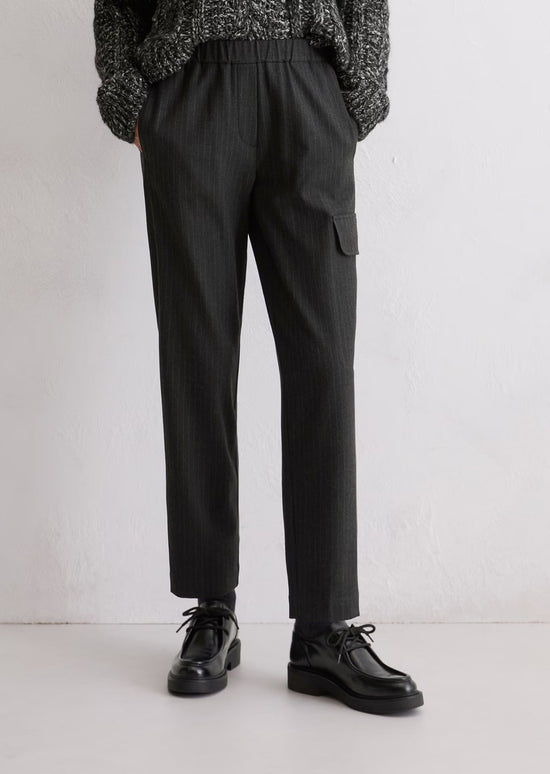 Marc O Polo RELAXED PINSTRIPE FLANNEL TROUSERS MADE FROM A SOFT POLYESTER-VISCOSE BLEND