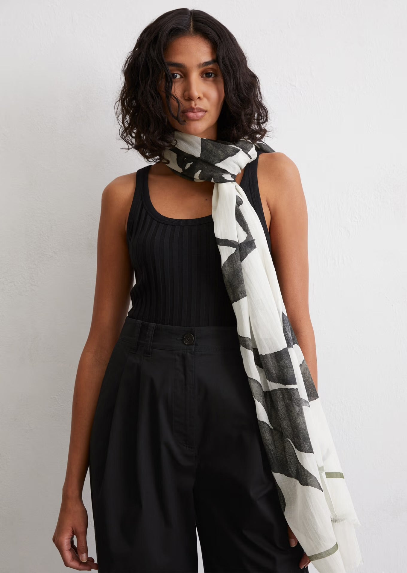 Marc O Polo SCARF WITH ALL-OVER PRINT WITH TENCEL™ LYOCELL