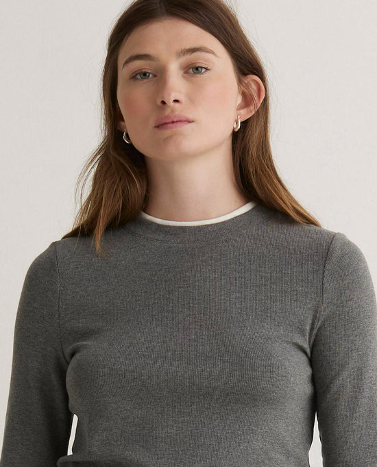 Yerse GREY T-SHIRT WITH OVERLAY NECK