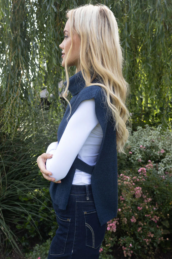 No2mor0 Zeus Wool Mix High Neck Gilet
Indigo Mellange