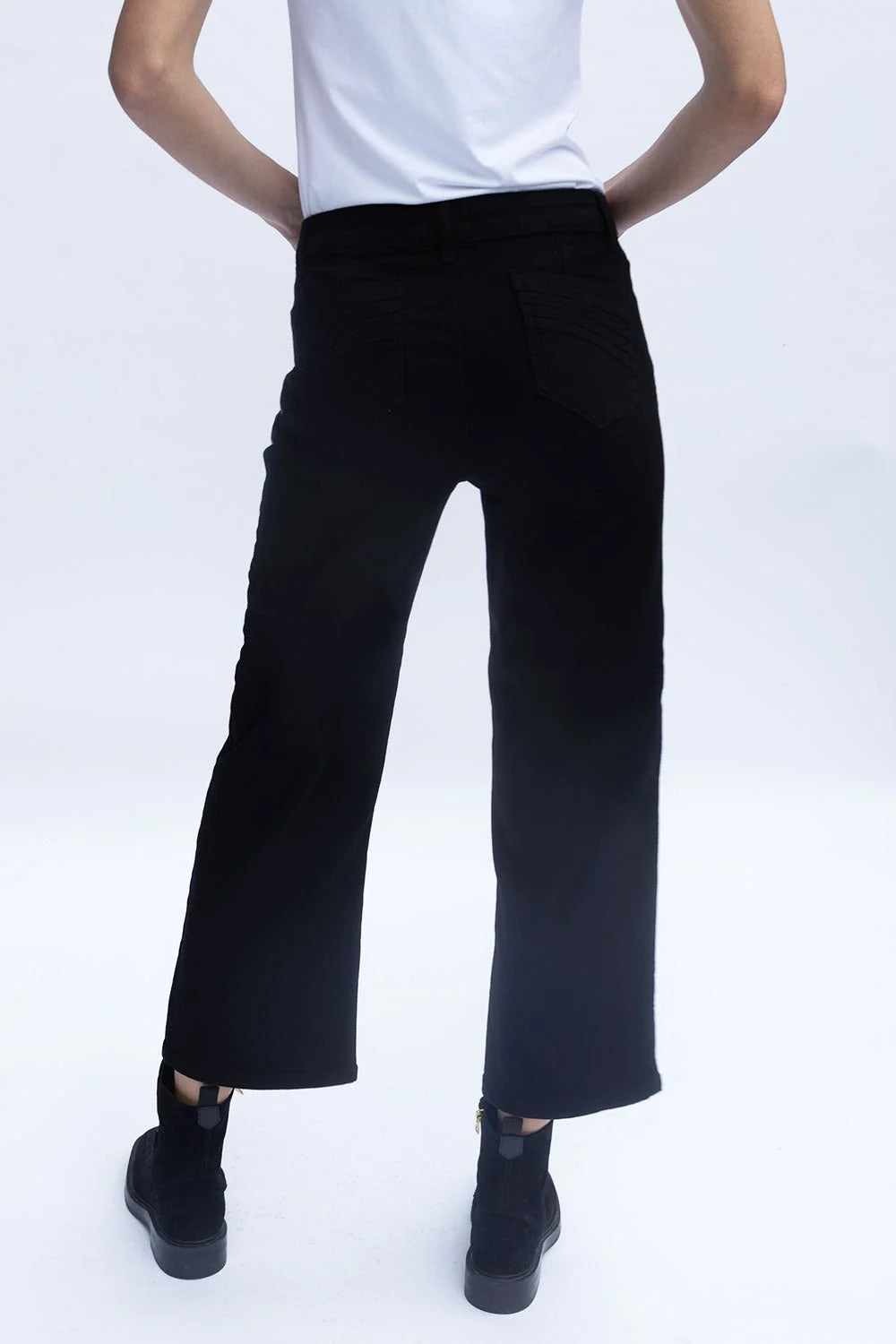 No2mor0 Napoli Wide Leg Denim Jean – 27″ Leg Black