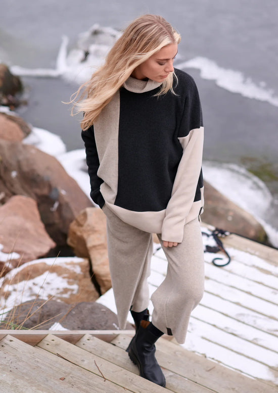 Henriette Steffensen  SWEATER PATCH | 1380 PATCH SOFT BLACK/SAND/KIT