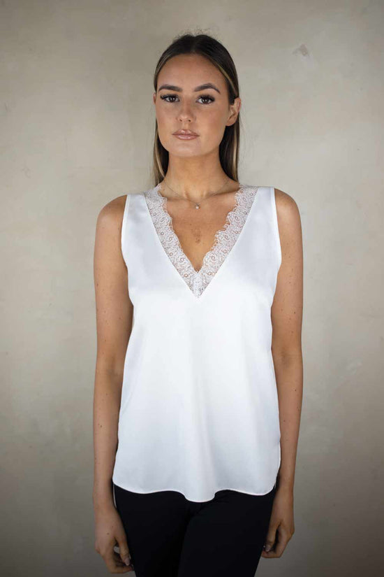 Load image into Gallery viewer, No2mor0 Kai V Neck Silk Look Camisole
