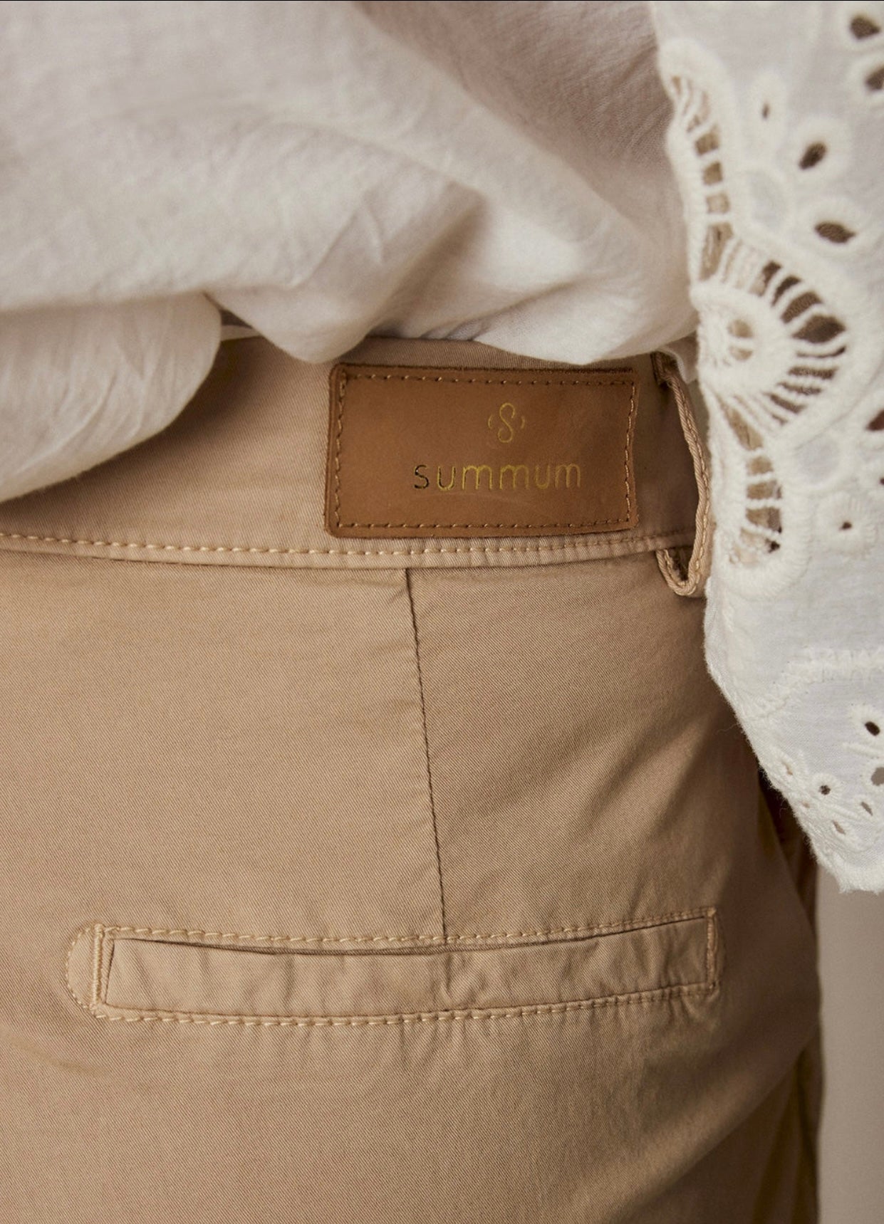 Summum Woman Chinos with stud detail